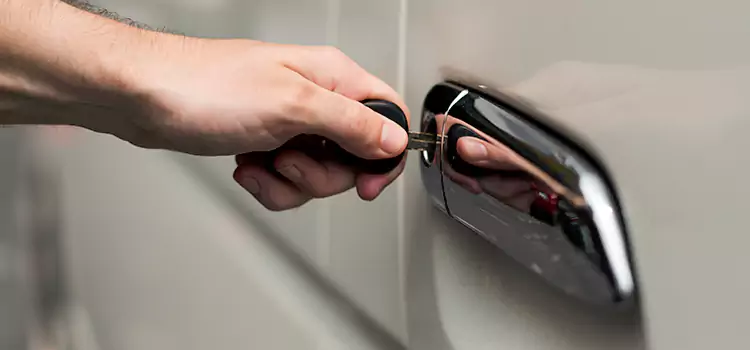 Why Choose Our Auto Locksmith Team in Decatur, IL?